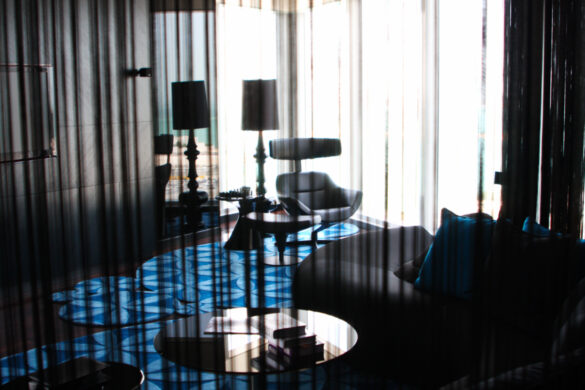 suite livingroom W Doha hotel, Qatar