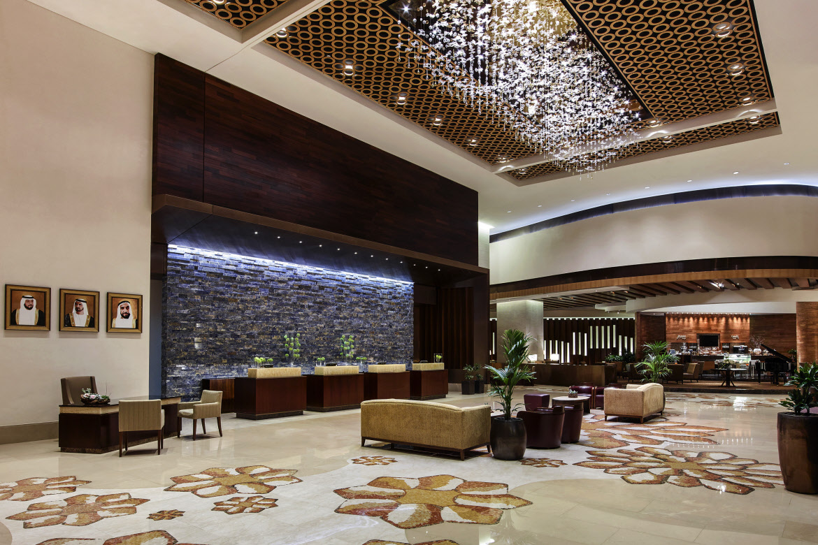 lobby Swissotel Dubai