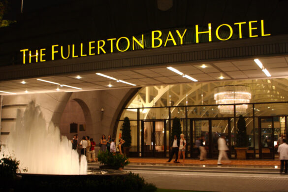 entrance, The Fullerton Bay hotel