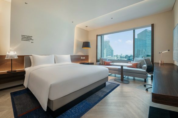 bedroom, Le Meridien Bangkok