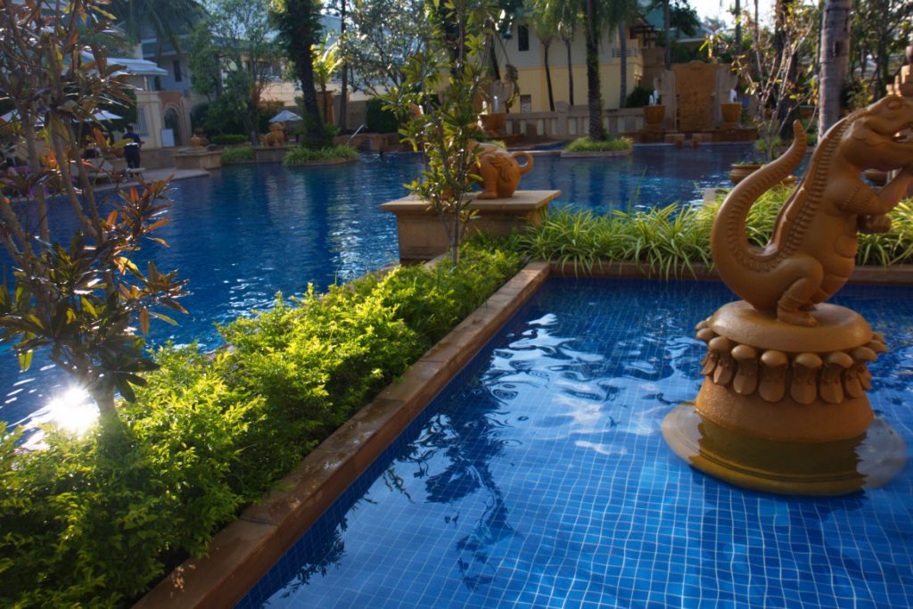 pool area, Holiday Inn Resort Phuket