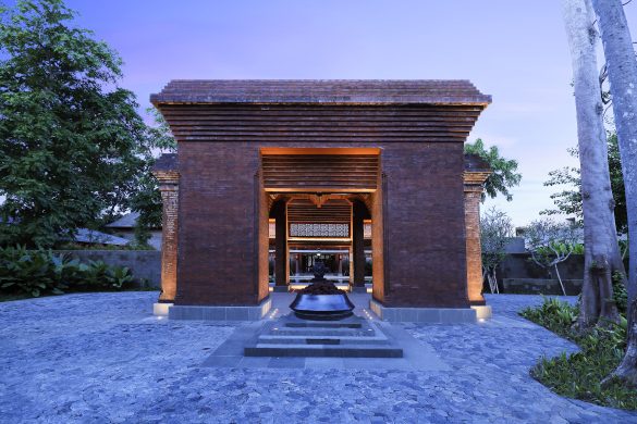 Andaz Bali entrance
