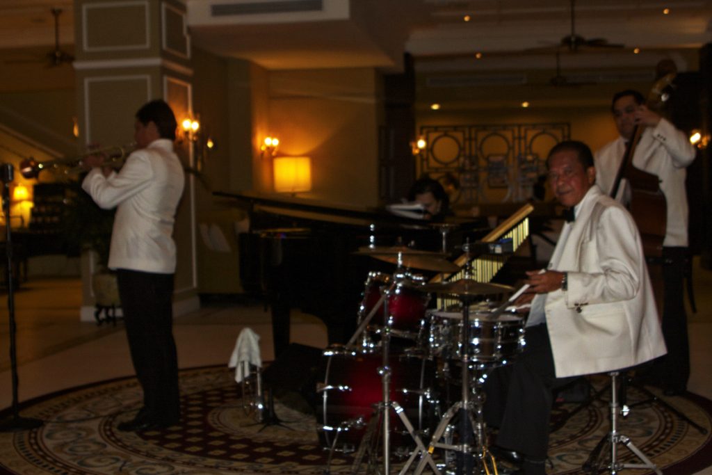 Dinner entertainment, the Colonial Cafe, The Majestic Hotel Kuala Lumpur