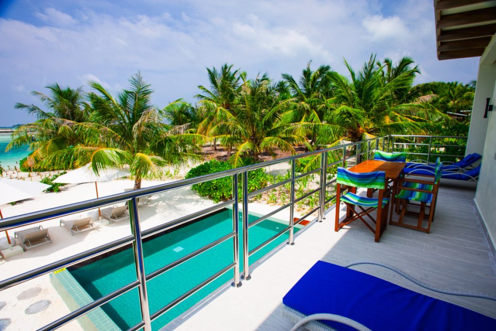 Holiday Inn Resort Kandooma Maldives. family pool villa 