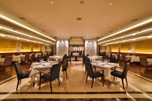 Tandoor, Holiday Inn Singapore Orchard City Centre