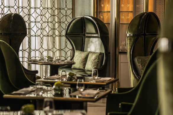 Four Seasons Jakarta hotel, dining