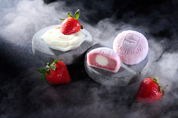 Shangri-La Kuala Lumpur strawberry mooncake