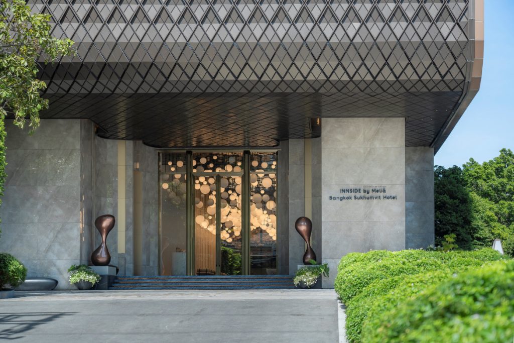 entrance INNSiDE by Meliá Bangkok Sukhumvit