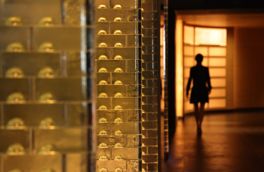 ‘Golden Illusion’ passageway. 