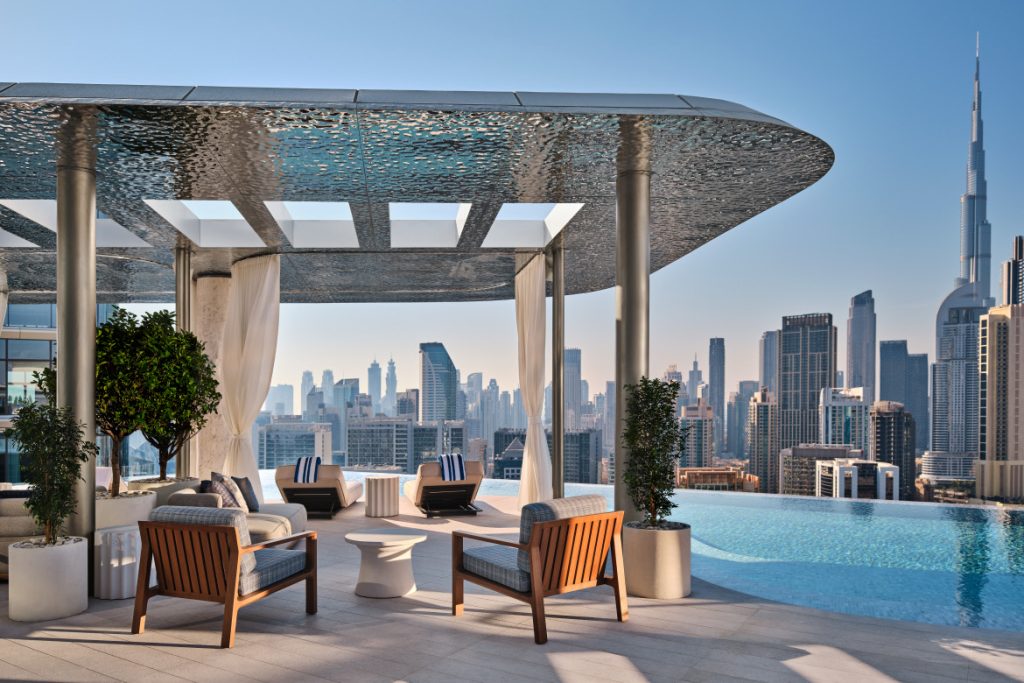 The Lana Dubai, pool cabana