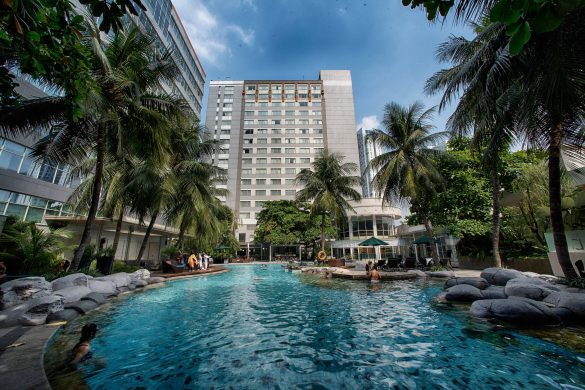 Wyndham Casablanca Jakarta pool
