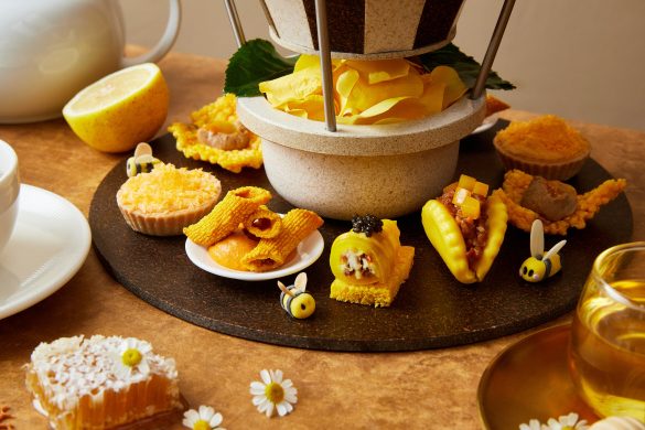 Afternoon tea, Diplomat Bar, Conrad Bangkok