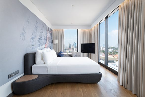 Guest room, Novotel Phnom Penh BKK 1