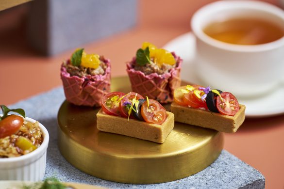 Portman's Bar, Singapore, afternoon tea