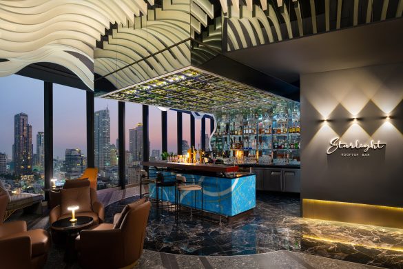 Mercure-Bangkok-Surawong-Starlight-Bar2 Starlight bar, Mercure Bangkok Surawong