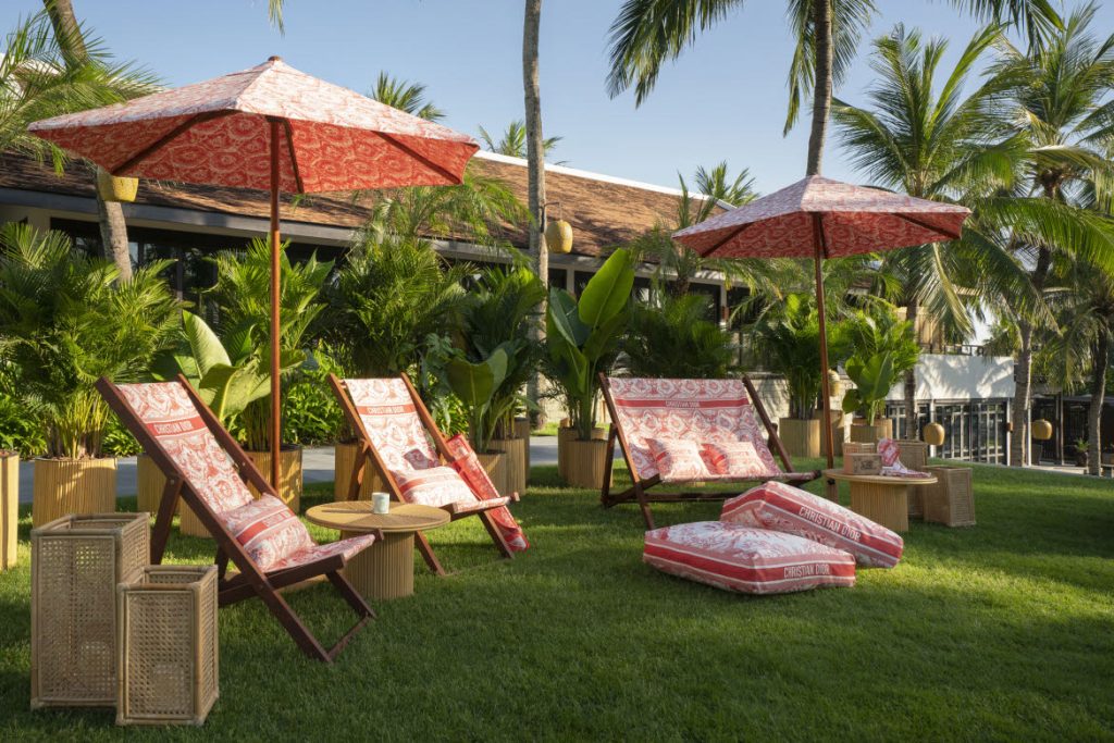 sunchairs, Four Seasons The Nam Hai