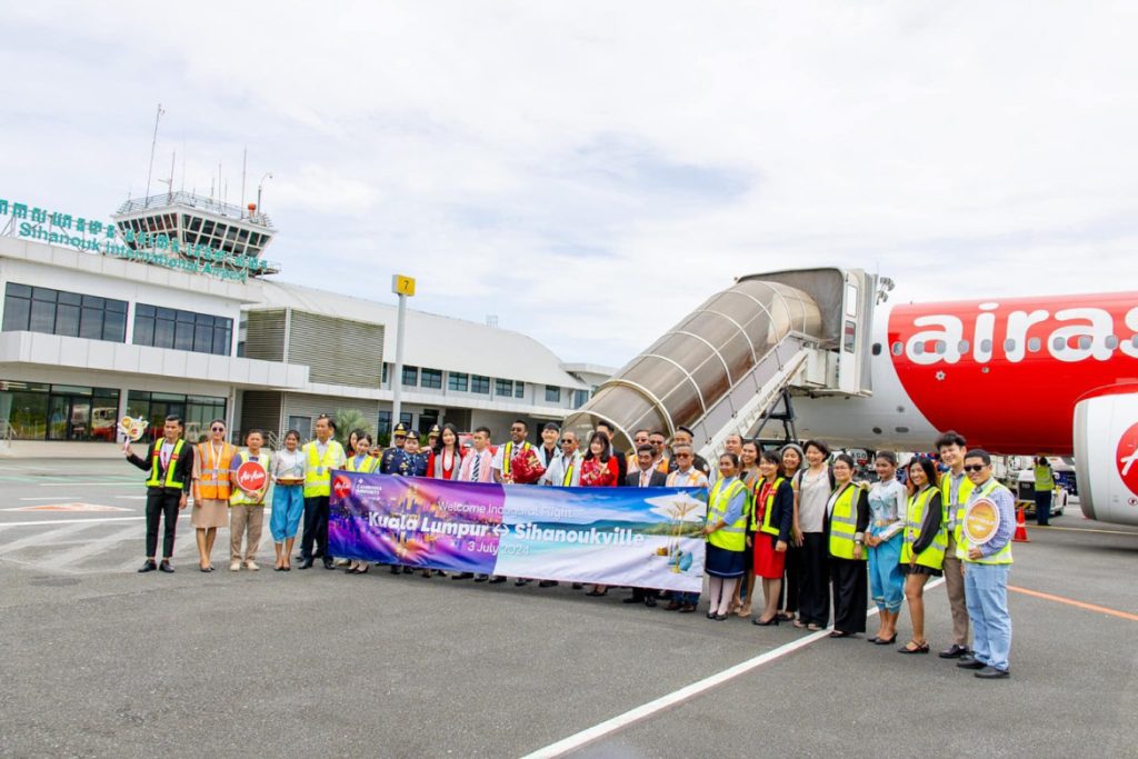 AirAsia inaugural Kuala Lumpur flight to Sihanoukville