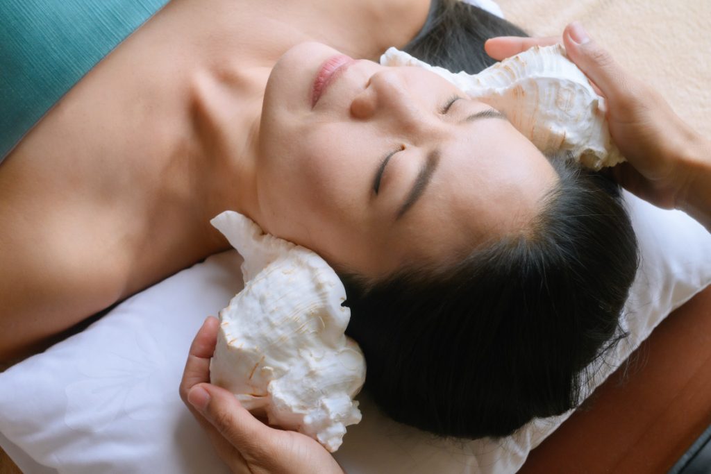 AvaniWell wellness clinic: Seashell Symphony Massage