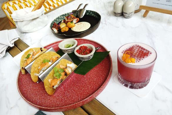 tacos and cocktail ’California sour at SoCal restaurant