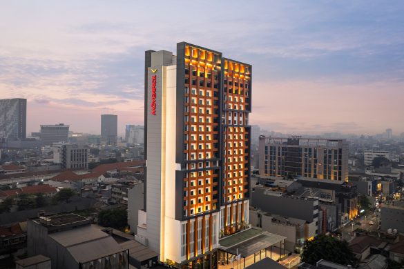 Mövenpick Jakarta hotel facade