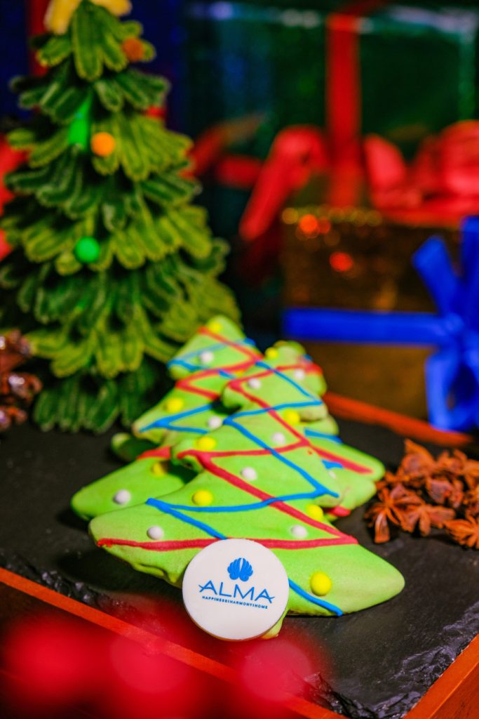 Alma Resort festive 2024: ginger cookies