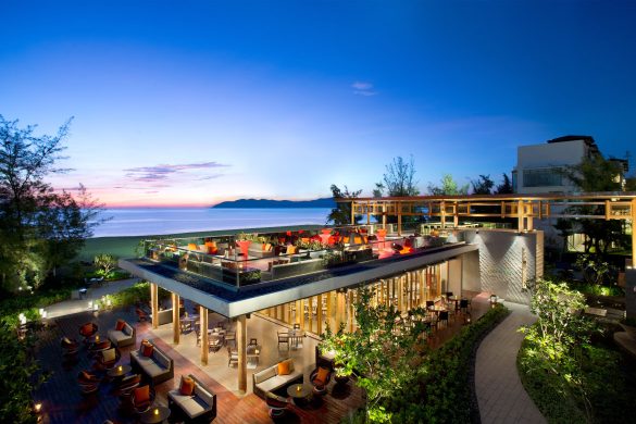 Moomba restaurant, Angsana Lang Co