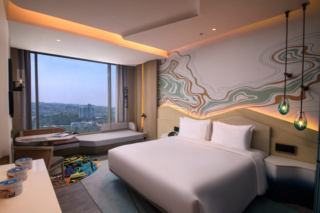 Hotel Indigo Bandung Dago Pakar bed