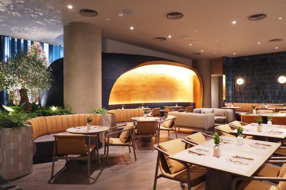 Allora, Crowne Plaza Changi Airport