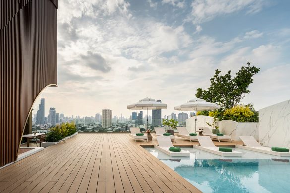 Somerset Sukhumvit 71 Bangkok rooftop pool