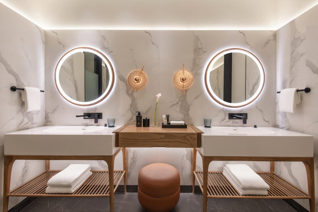 Andaz Doha, King bathroom vanity