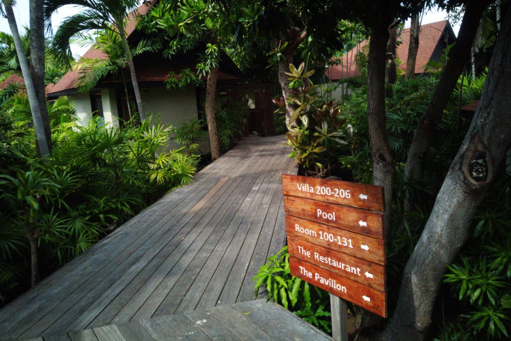 resort walkway, Wyndham Hua Hin Pranburi