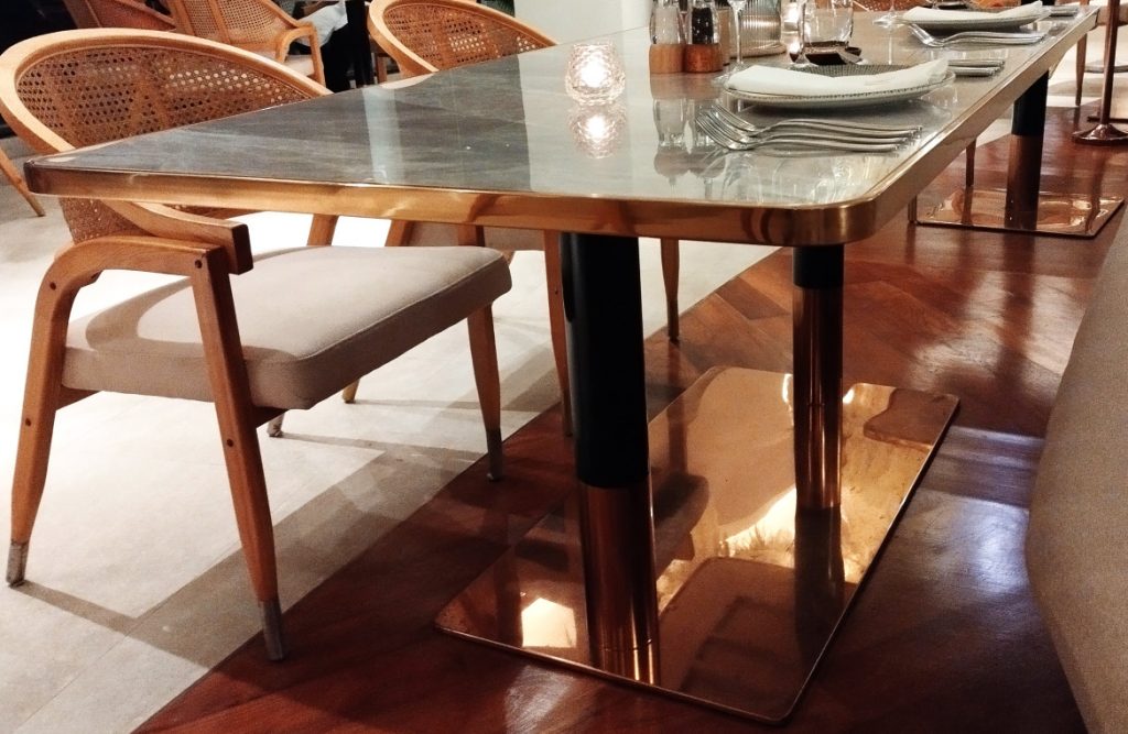 N Restaurant table