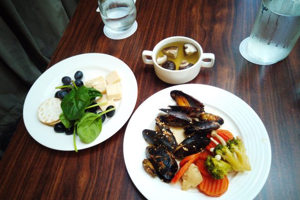 Sakura Serenity mussels, Japanese soup, cheese