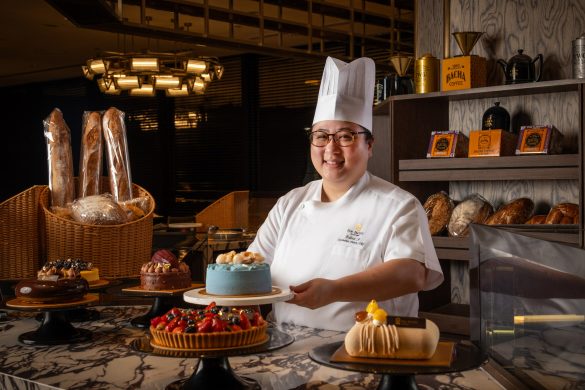 Executive Pastry Chef Edina Si
