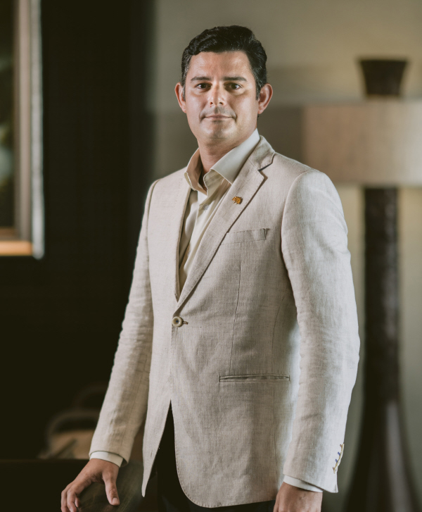 General Manager Henri Arnulphy