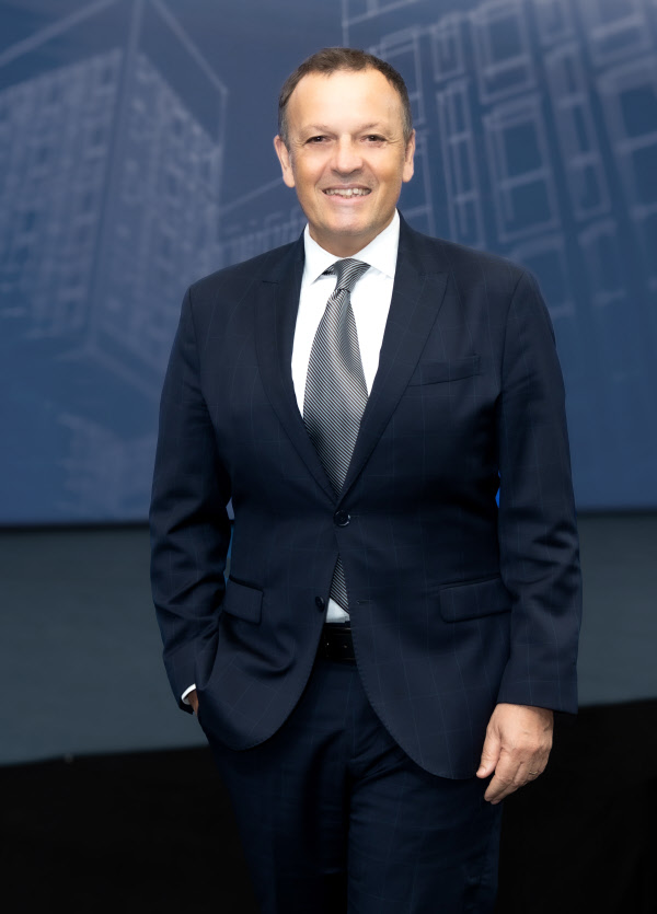 Gilles Cretallaz, COO, Dusit International