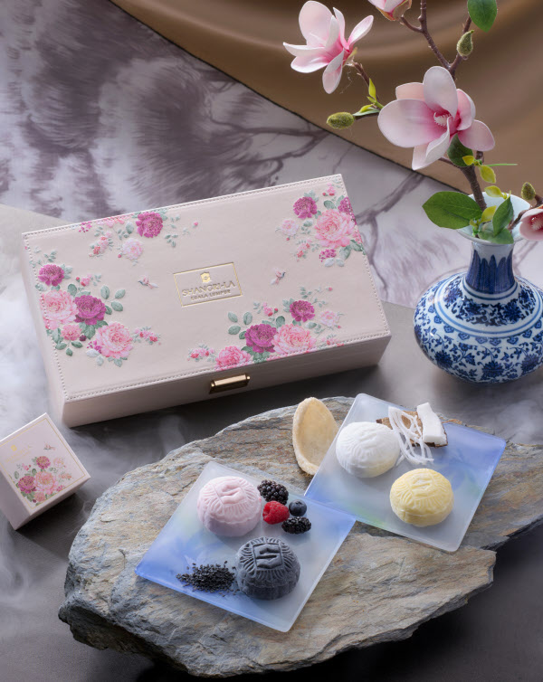 Mooncake festival: Blossom Snowkin