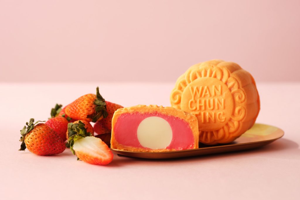 Hibiscus strawberry cream cheese moncakes