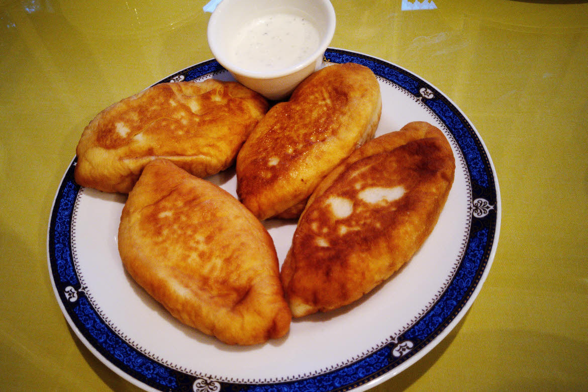 Caravan-Pirozhki Pirozhki buns