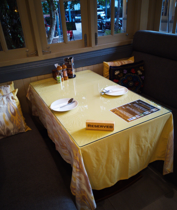 Caravan dining table