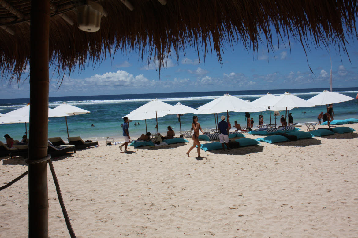Karma-Beach Karma Beach parasols