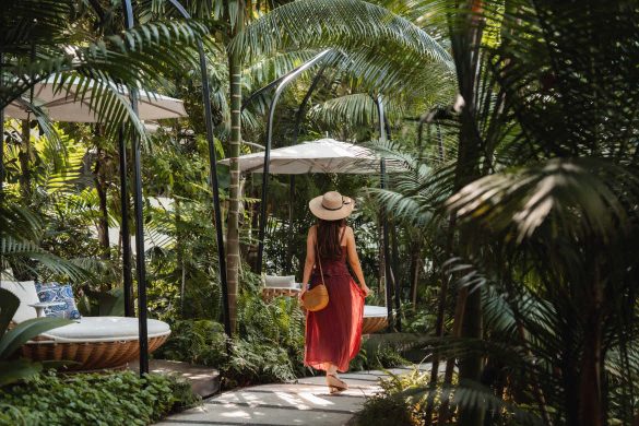 pool garden at Grand Hyatt Singapore