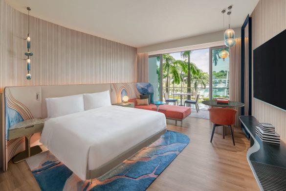 W Singapore - Sentosa Cove, Premier Deluxe King pool view