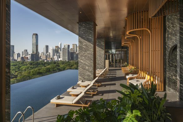 Andaz One Bangkok outdoor pool