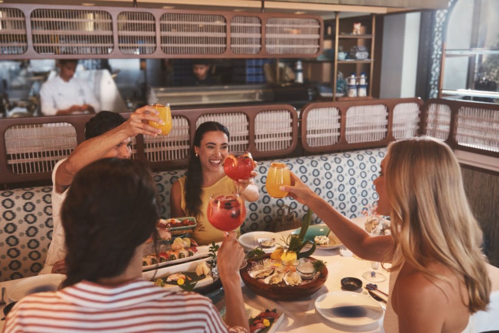 Jou Jou Brasserie, guests toasting