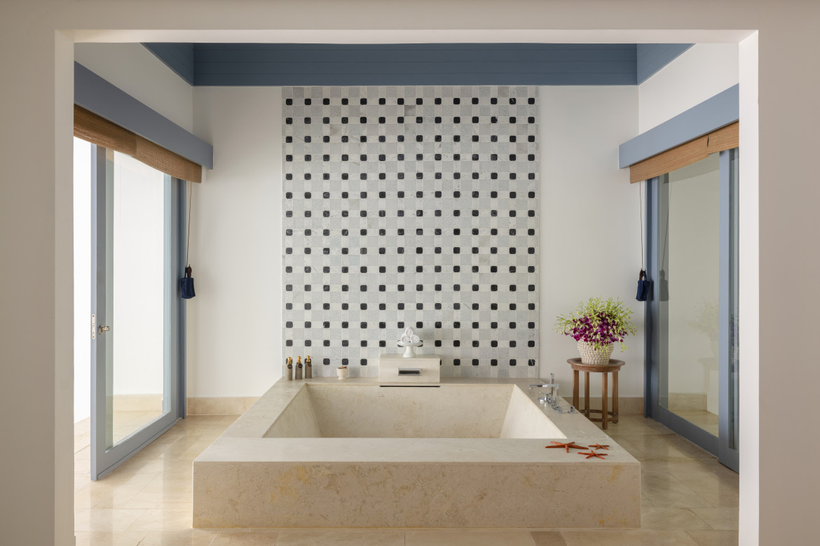 villa bath, Maldives