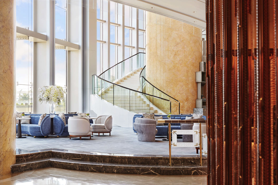 Four-Seasons-Hotel-Hong-Kong-Lobby Four Seasons Hotel Hong Kong lobby