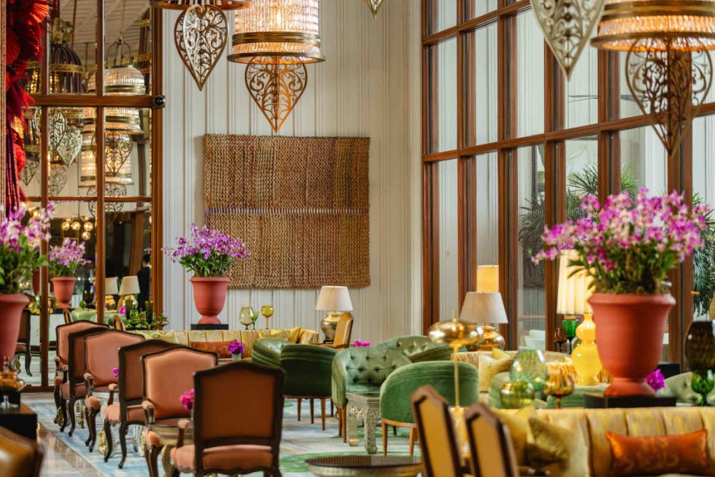 Mandarin Oriental, Bangkok lobby