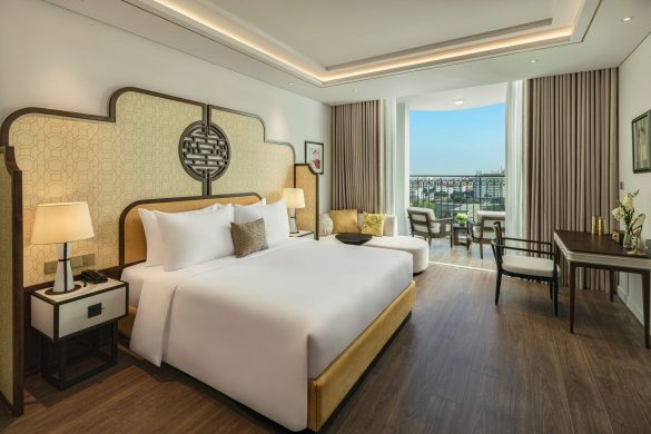 Grand Royal Riverside Hue, Premier Deluxe River view