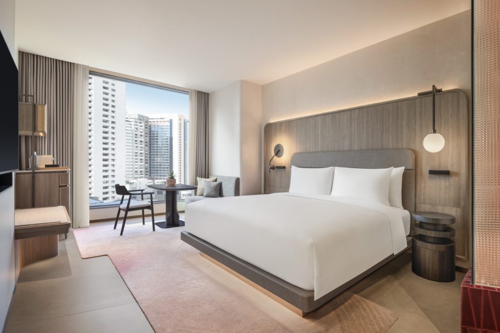 Premium room, Kromo Bangkok, Curio Collection by Hilton